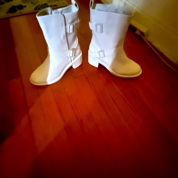 ALFANI Step Flex CHANTAL boots. Winter White with Straps. - Picture 4 of 6